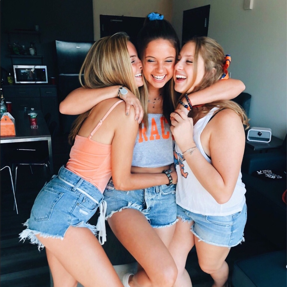 Meet your Posher, Liv